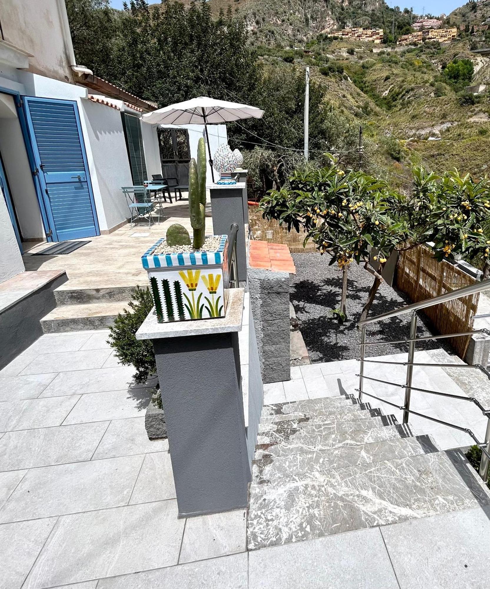 Taormina Stone Home Exterior foto